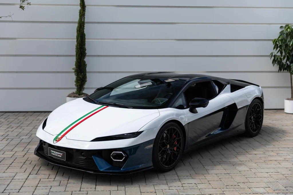 Lamborghini Temerario Tricolore lateral